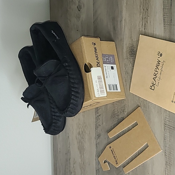 Bearpaw Sawyer 11 Youth Slippers - Picture 1 of 4